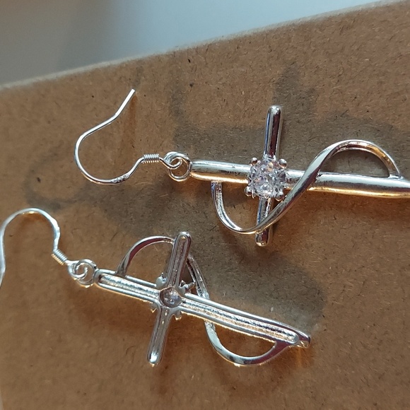 Sassy Wildflower Jewelry - Sterling Silver Cross Earrings